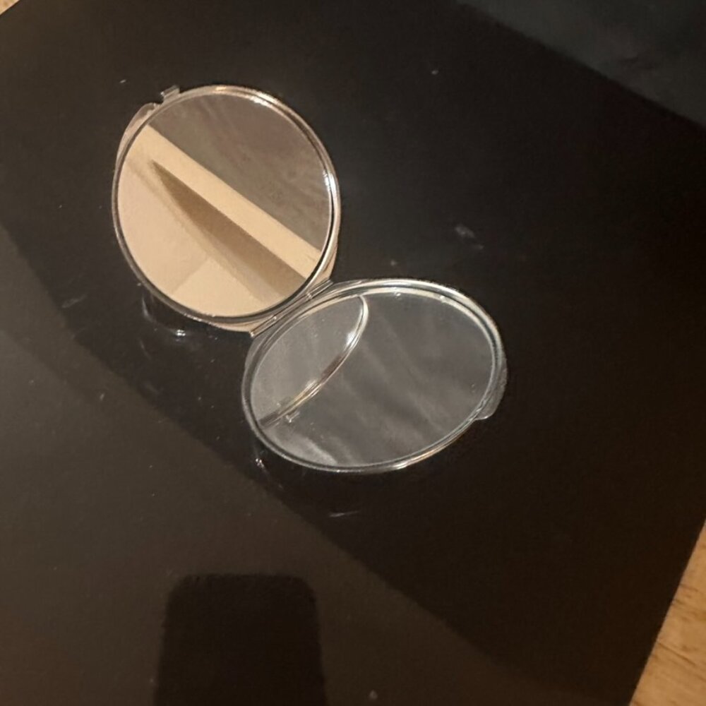 Artist Alphonse Mucha Mirror Compact Vienna Souvenir Fine Art Art Nouveau NWT - Picture 5 of 5